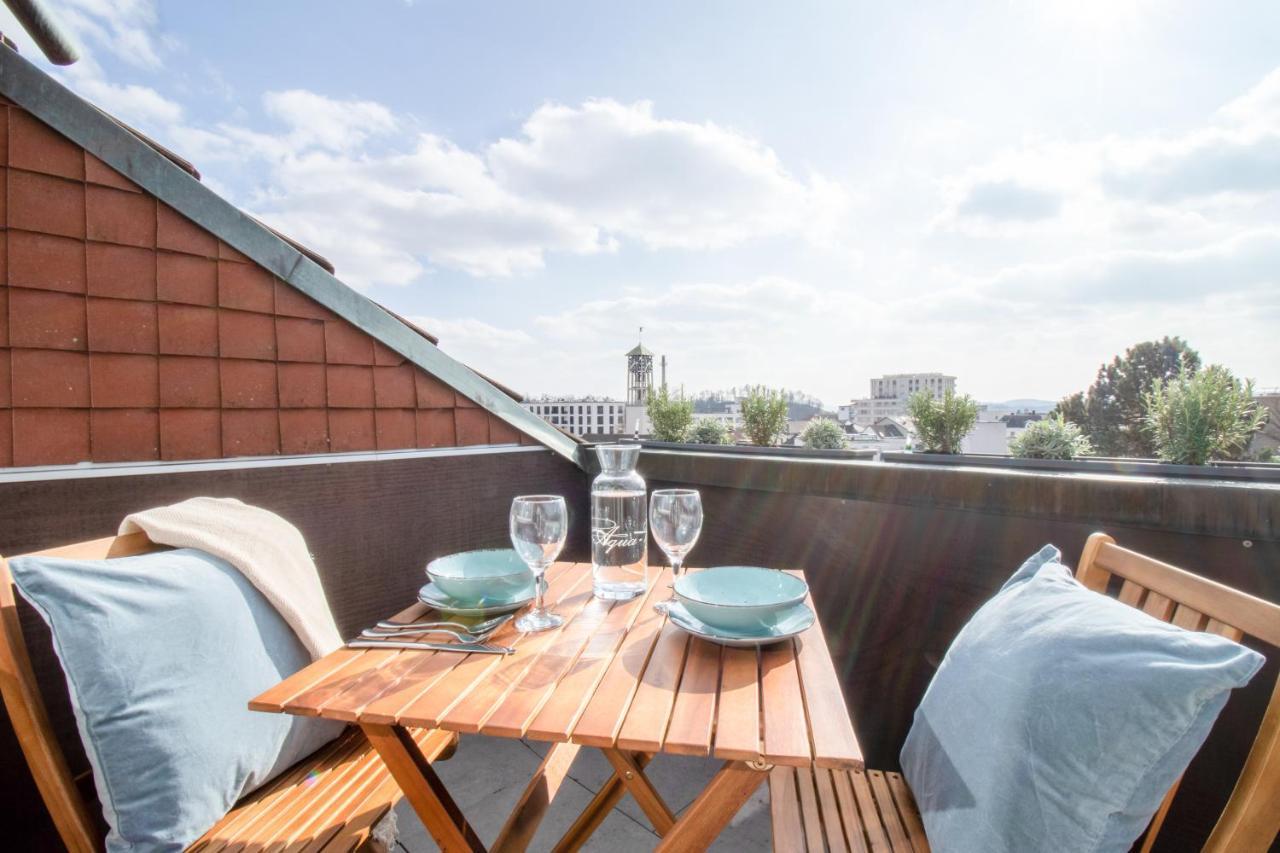 Loewe Apartment Blau Neuhausen Am Rheinfall Eksteriør billede